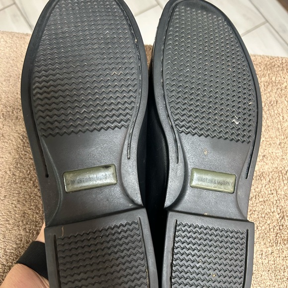 Johnston & Murphy Harrison Venetian style slip on loafer. Black leather size 10M main image 2
